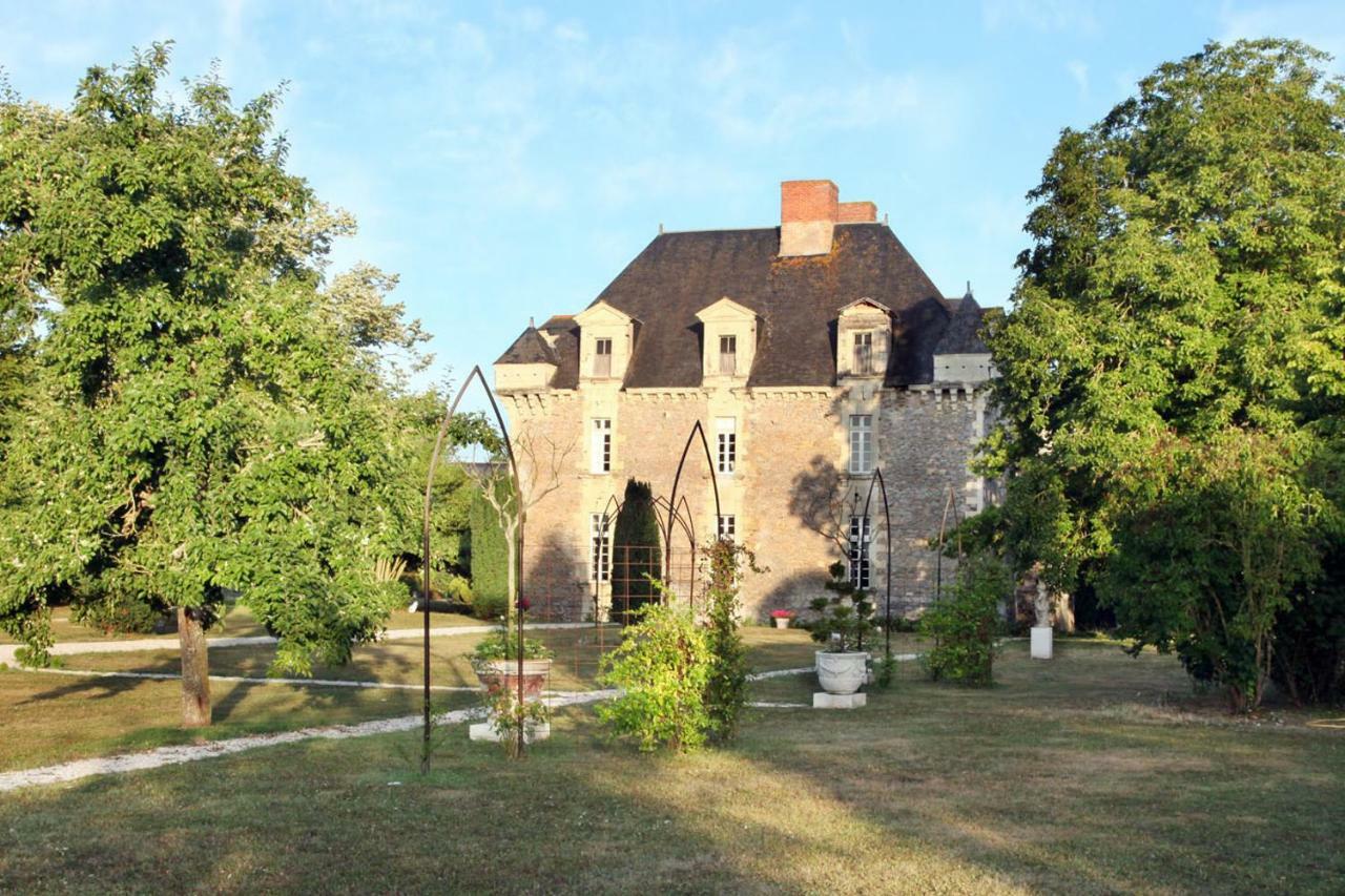 Bed and Breakfast Chateau De La Fresnaye Saint-Aubin-de-Luigné Exteriér fotografie