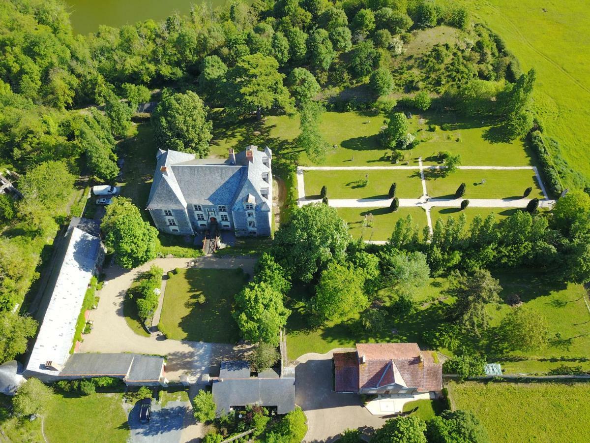 Bed and Breakfast Chateau De La Fresnaye Saint-Aubin-de-Luigné Exteriér fotografie